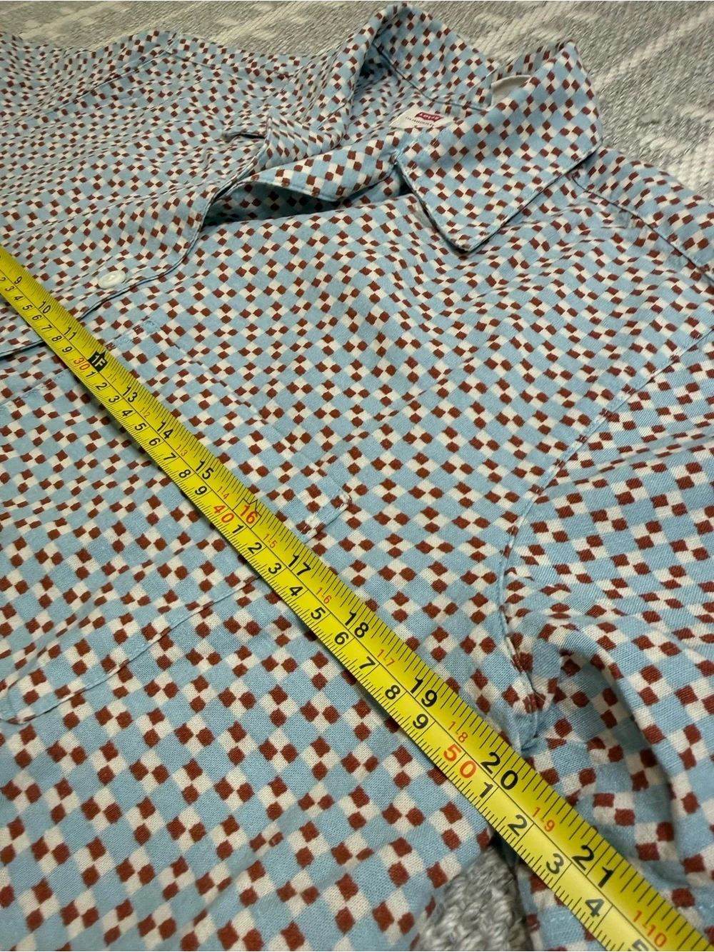 Levi's small Short Sleeve Printed Camp Shirt - Blue, White & Brown Pattern